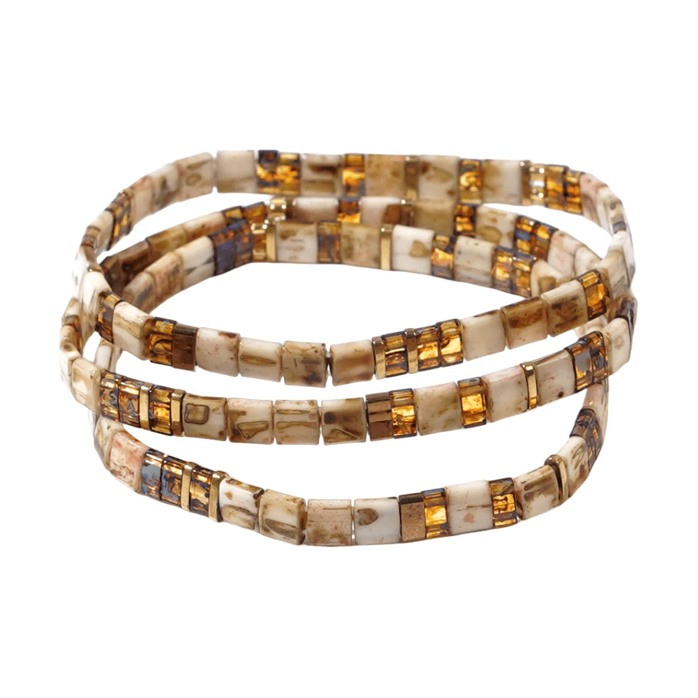 Trio de bracelets en perles du japon, reflets caramel et nacrés, design léopard élastique, modèle Tsugumi